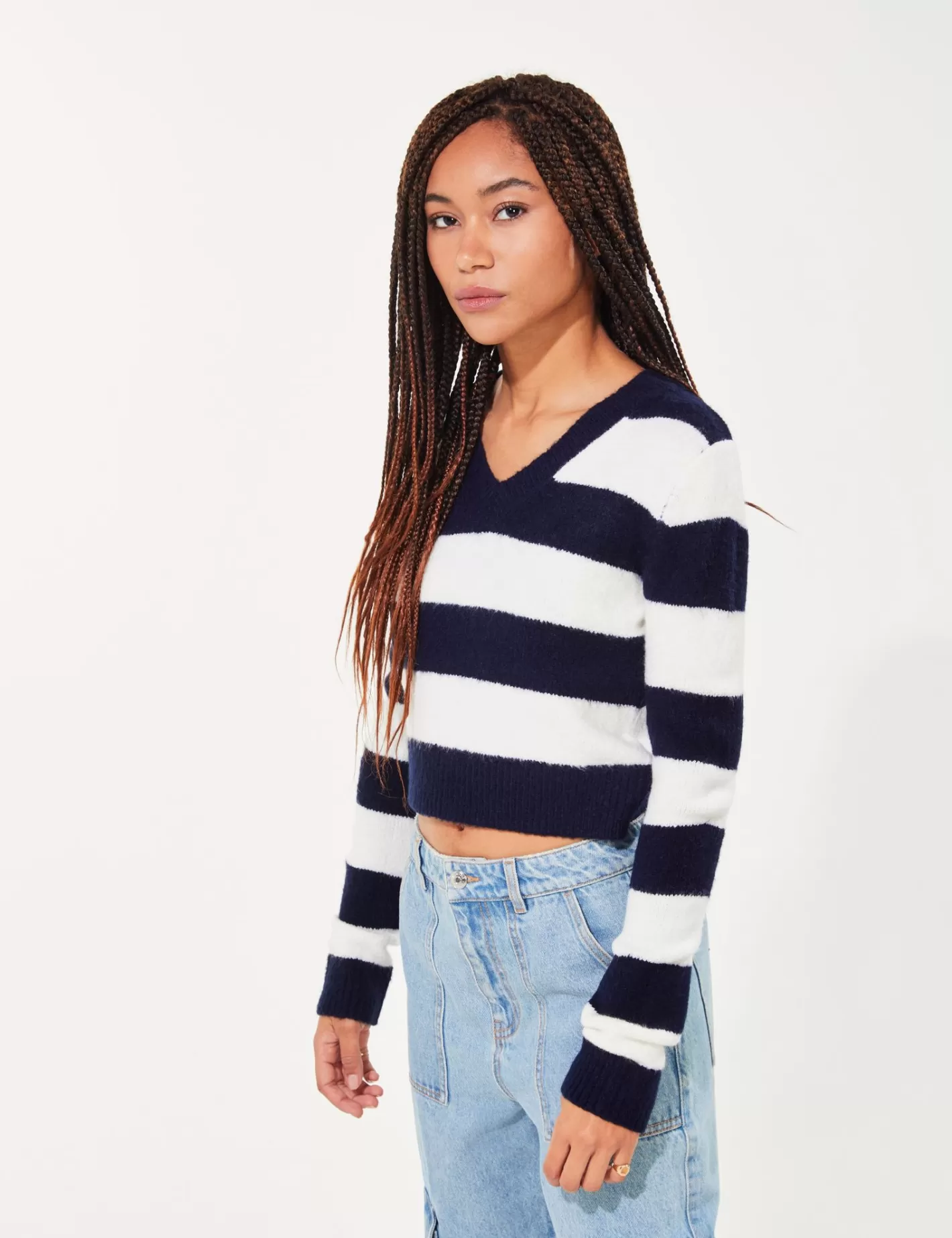 Pull court à col V à rayures blanc et bleu marine^Jennyfer Online