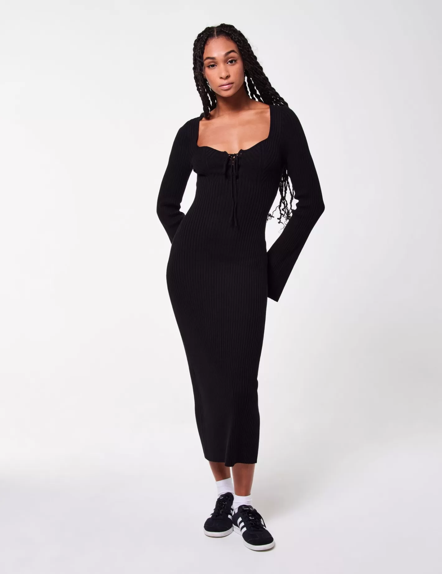 Robe longue e en maille côtelée avec  liens à nouer à la poitrine^Jennyfer Discount