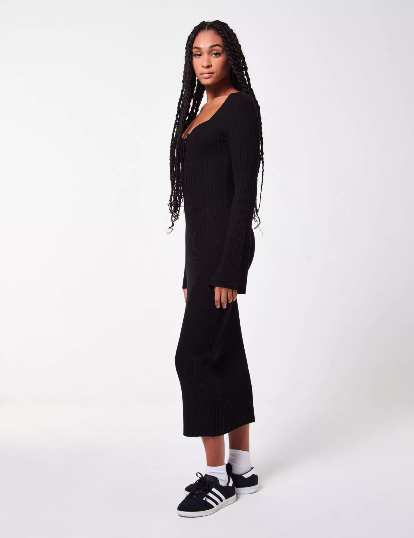 Robe longue e en maille côtelée avec  liens à nouer à la poitrine^Jennyfer Discount